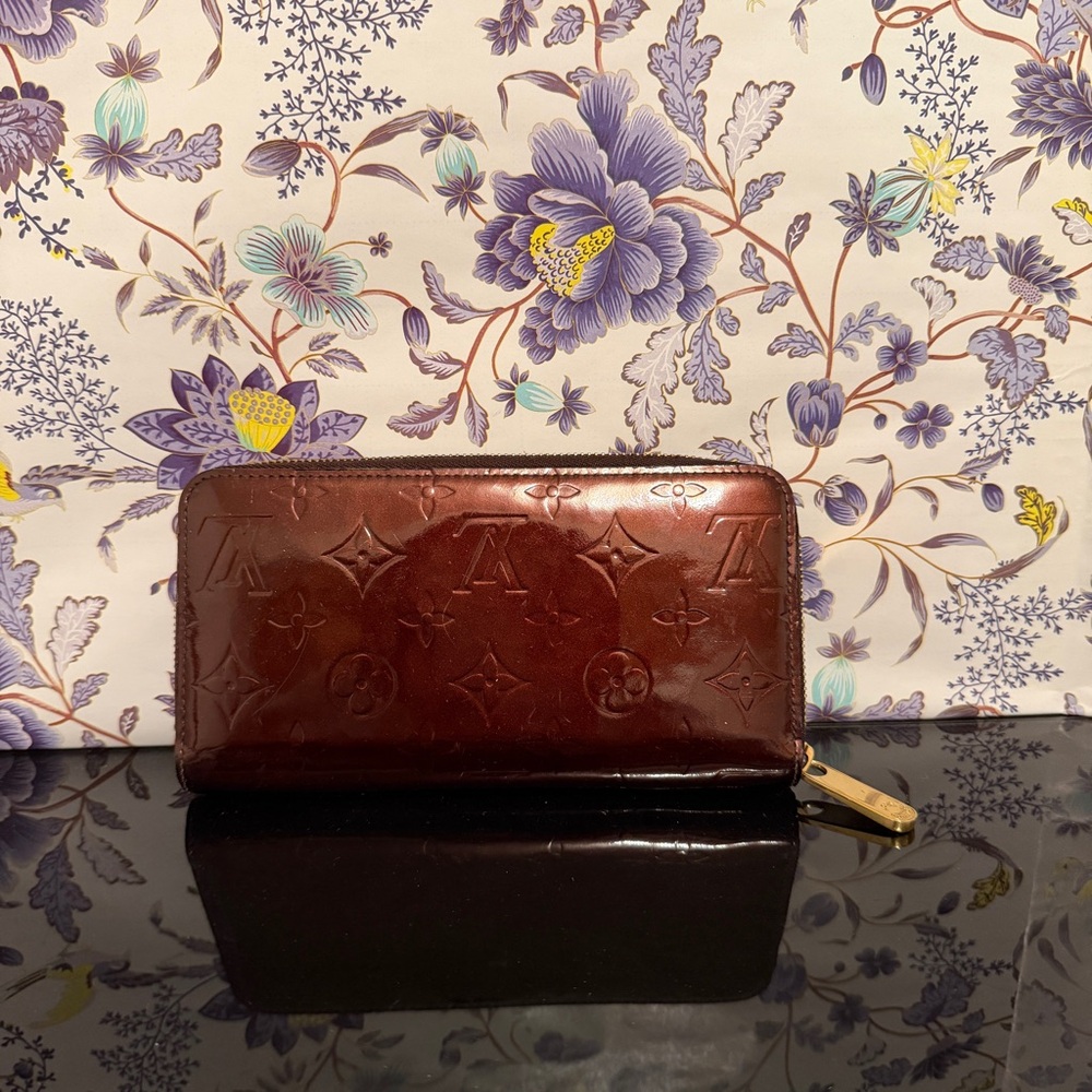 Louis Vuitton Burgundy Vernis Long Wallet Authentic